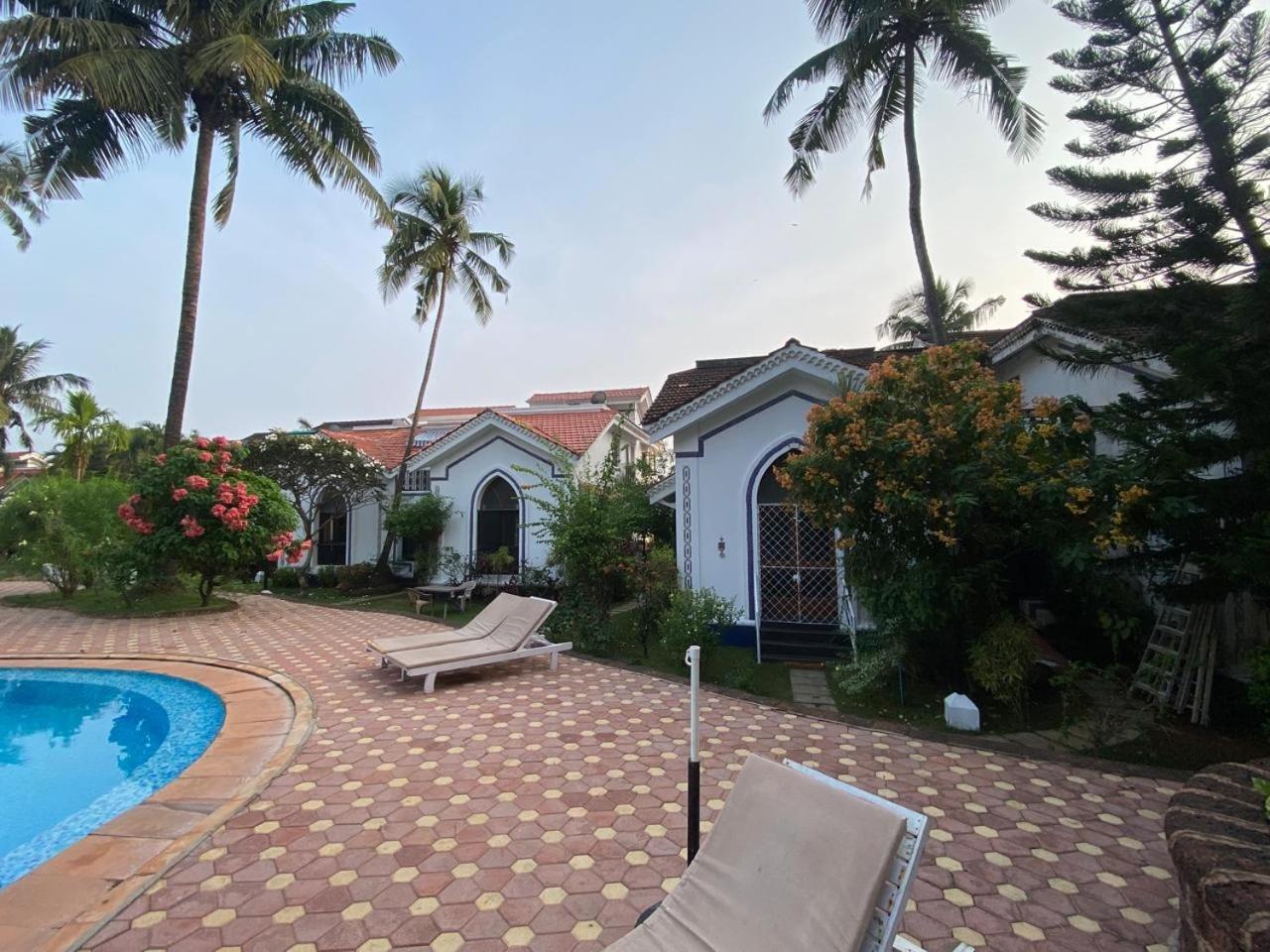 Villa Nostalgia - A Luxurious Villa In North Goa อาร์โปรา ภายนอก รูปภาพ